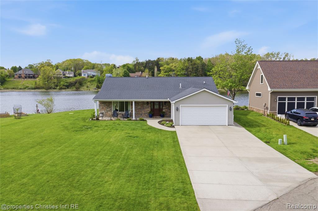 6672 Seth Court, Clarkston, MI 48348 — Photo 2
