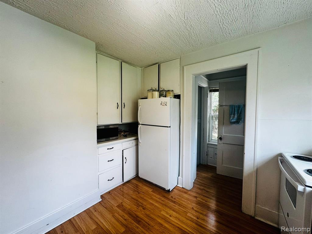 464 ROSEWOOD Avenue, East Lansing, MI 48823 — Photo 13