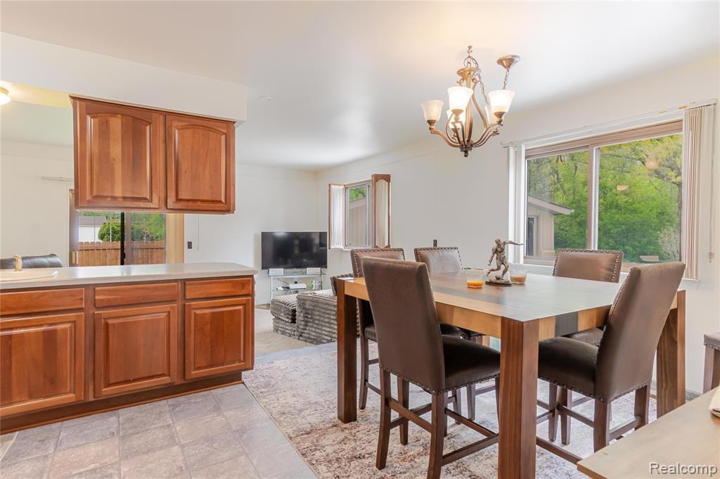 32373 Hampton Court, Fraser, MI 48026 — Photo 10