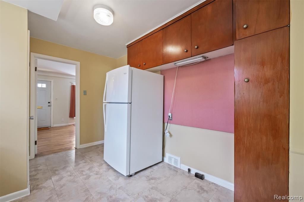19250 Yonka Street, Detroit, MI 48234 — Photo 12