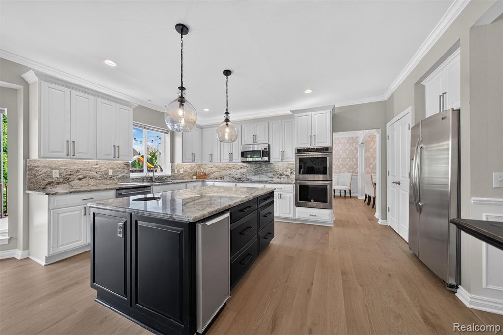 6828 Merrick Drive, Troy, MI 48098 — Photo 17