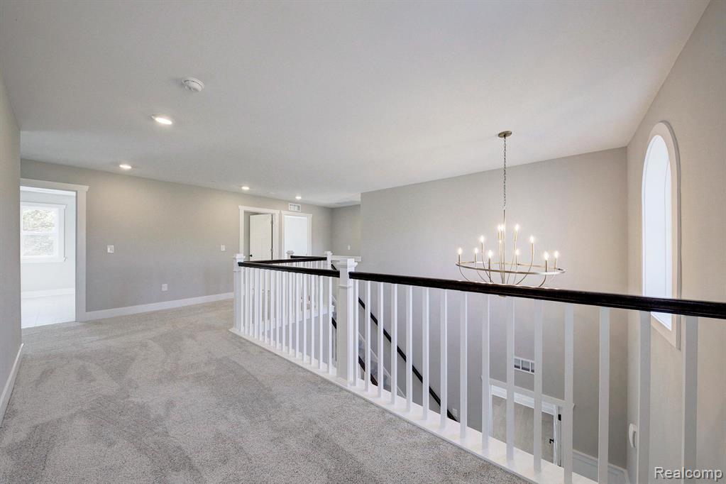 614 ROUND ROCK Drive, Howell, MI 48843 — Photo 8