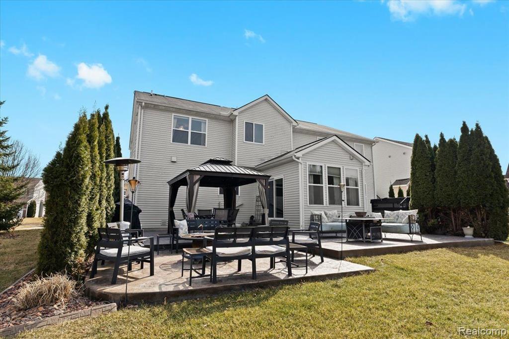 10681 BOULDERCREST Drive, South Lyon, MI 48178 — Photo 47