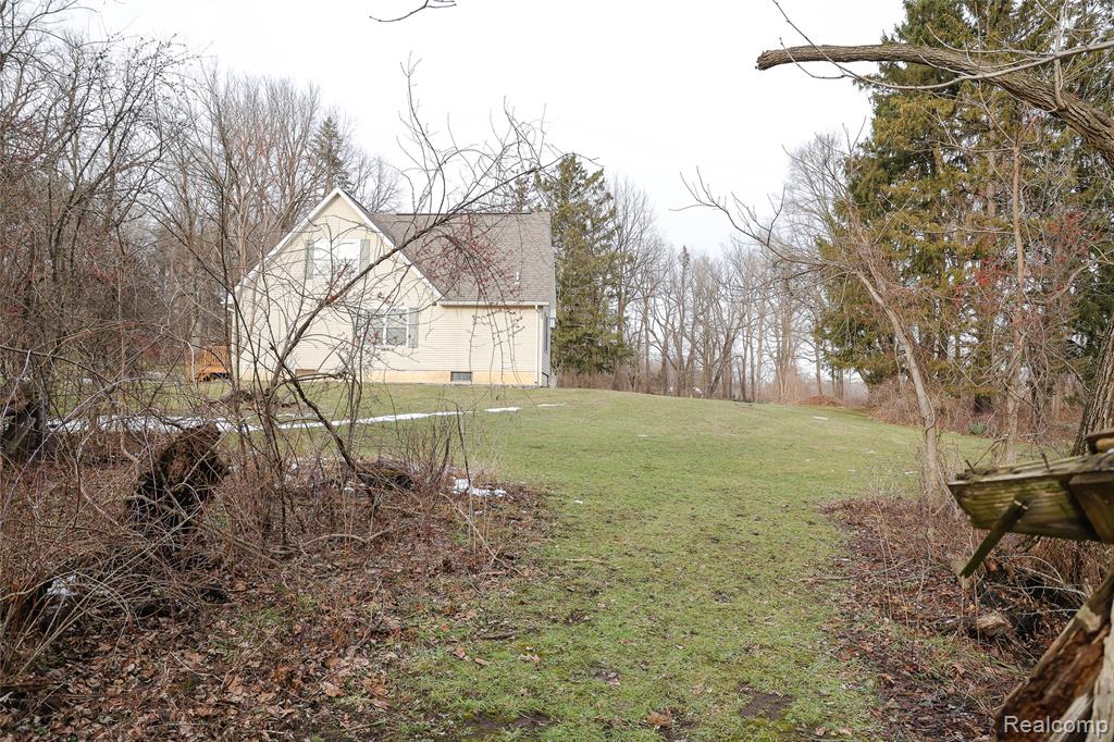 2755 Curtis Road, Leonard, MI 48367 — Photo 12