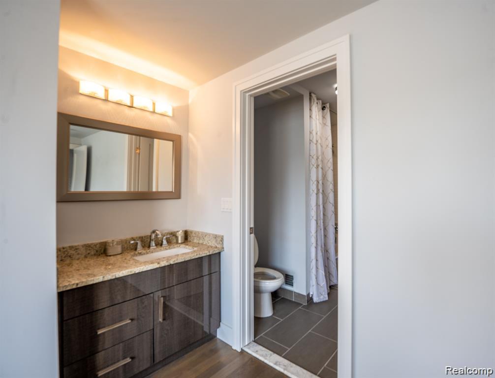 622 W 11 Mile Road, Royal Oak, MI 48067 — Photo 9