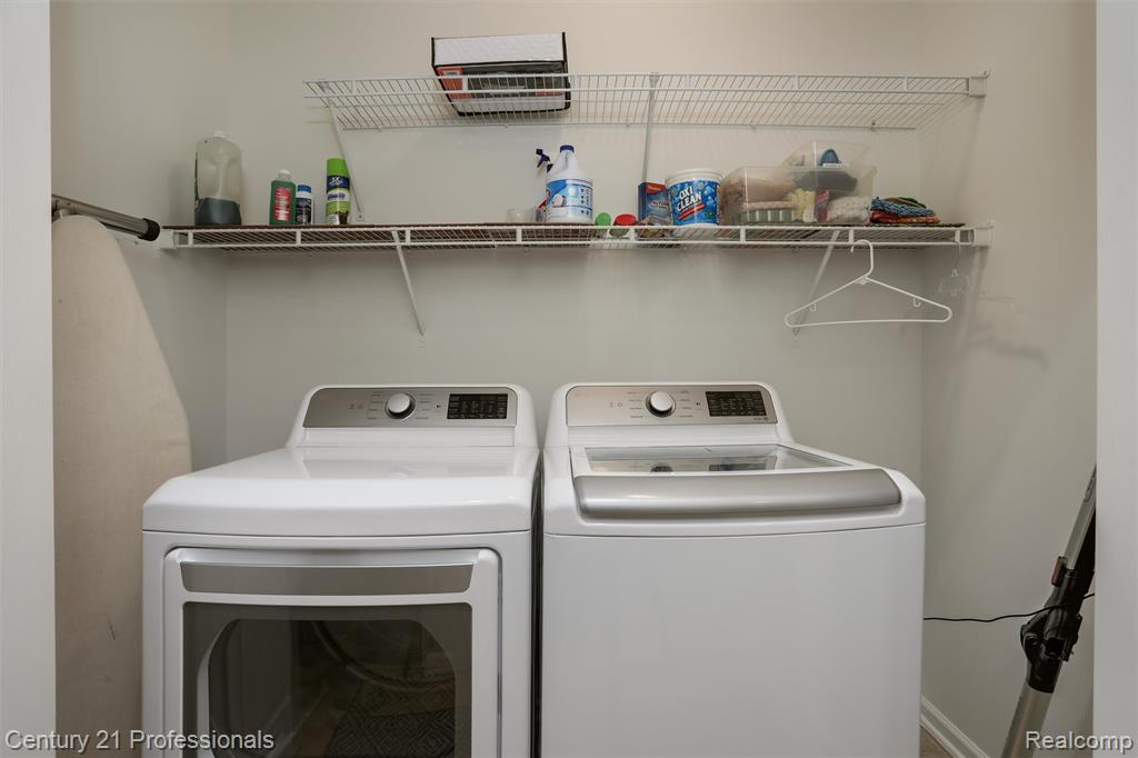5540 River Park Drive, Waterford, MI 48327 — Photo 19