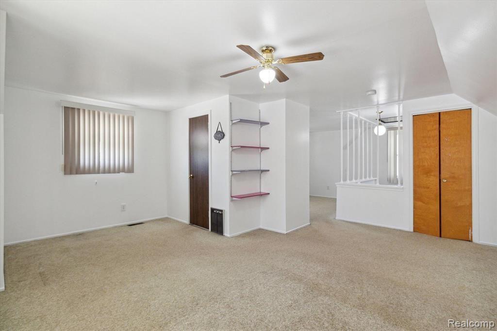 6918 Gilman Street, Garden City, MI — Photo 12