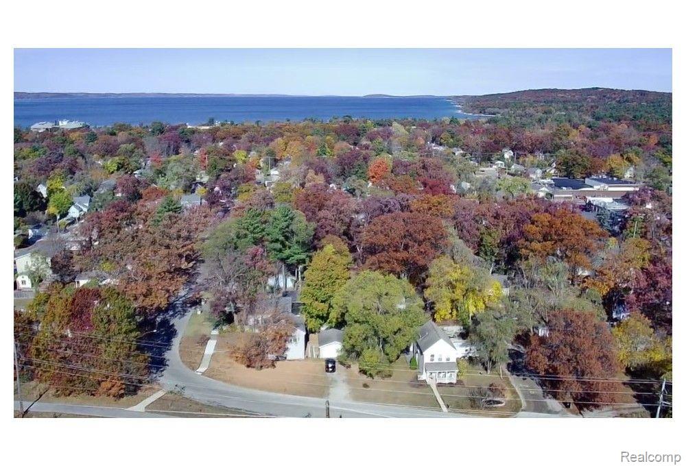 863 Boyd Avenue, Traverse City, MI 49686 — Photo 4