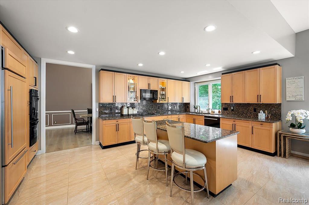 6280 Branford Drive, West Bloomfield, MI — Photo 22