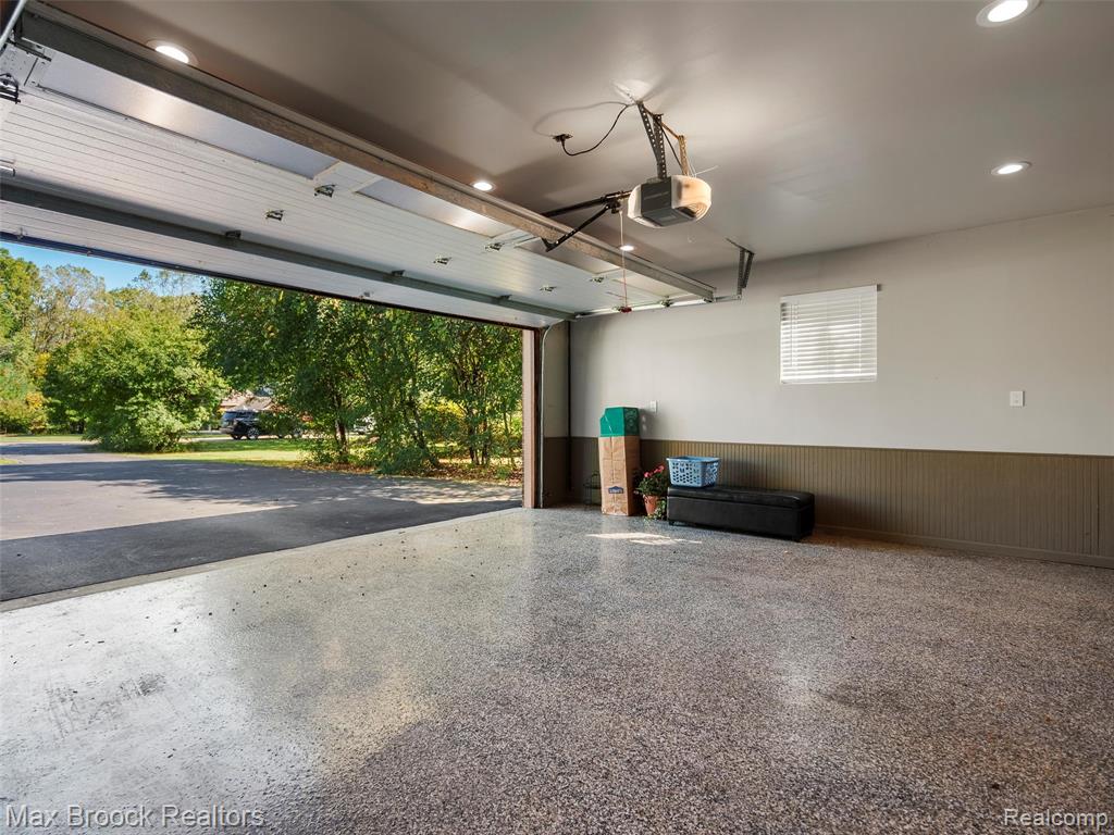 4740 Burnley Drive, Bloomfield Hills, MI 48304 — Photo 42