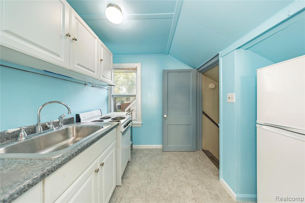421 W Troy Street, Ferndale, MI 48220 — Photo 27