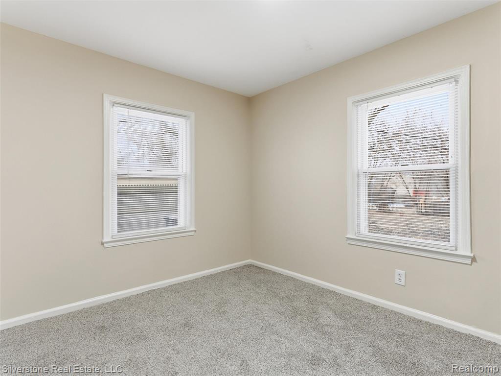 685 Northway Drive, Pontiac, MI 48342 — Photo 15