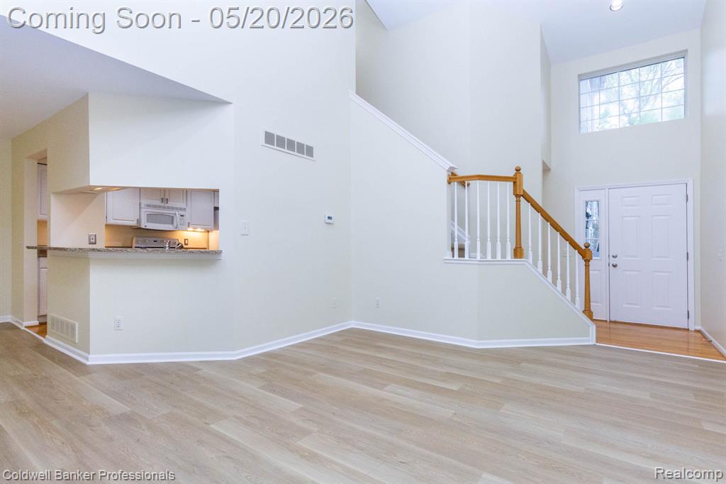1093 Fairways Boulevard, Troy, MI 48085 — Photo 7