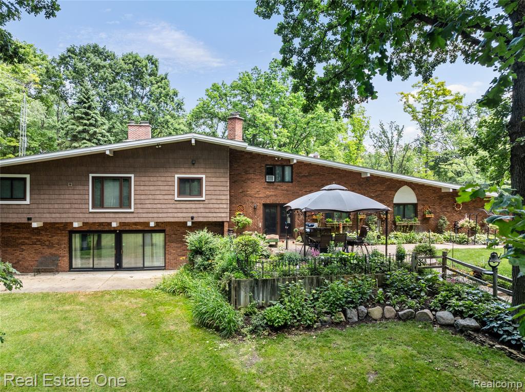 5336 Kensington Road, Brighton, MI 48114 — Photo 46