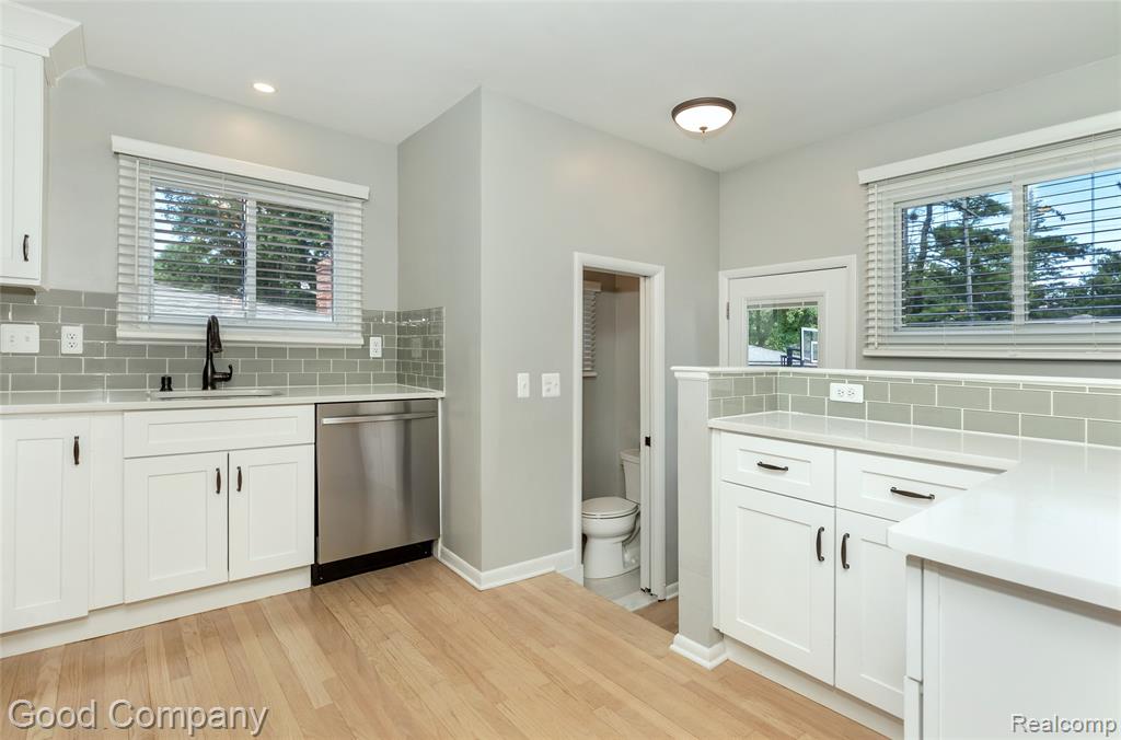 606 Magnolia Avenue, Royal Oak, MI 48073 — Photo 12