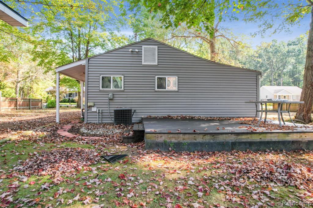 9106 Maple Road, Clay, MI 48001 — Photo 22
