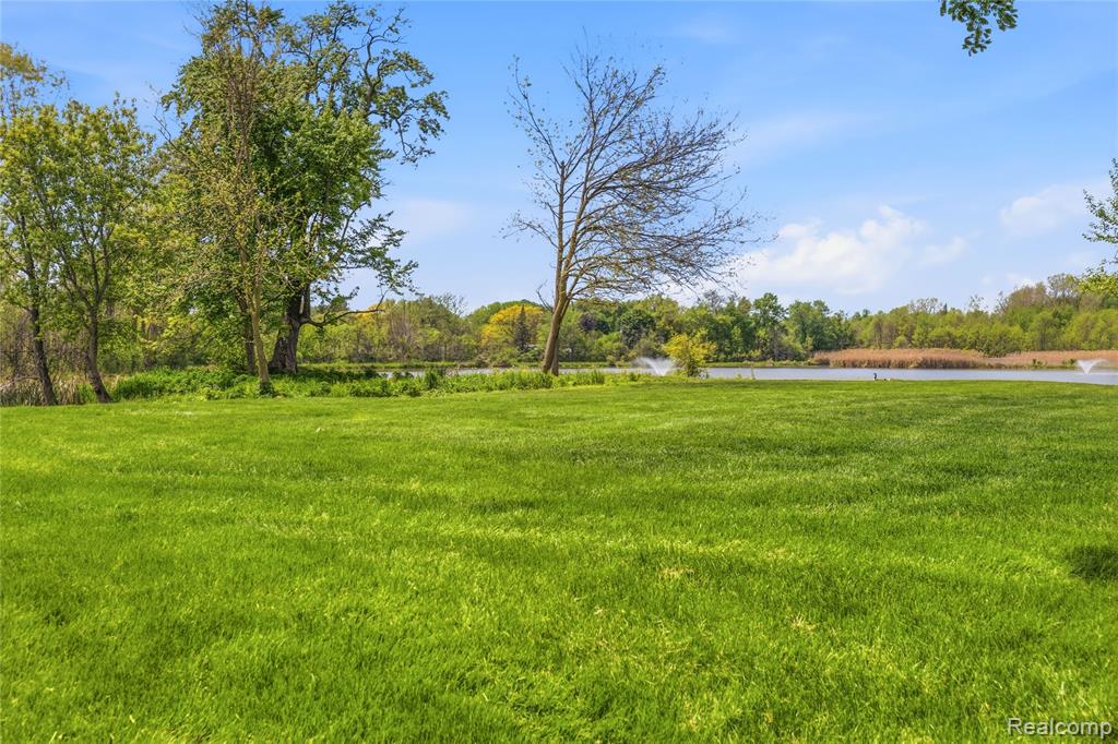 1171 Creekside Court, Burton, MI 48509 — Photo 40