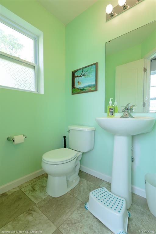 42880 Frederick Court, Belleville, MI 48111 — Photo 16