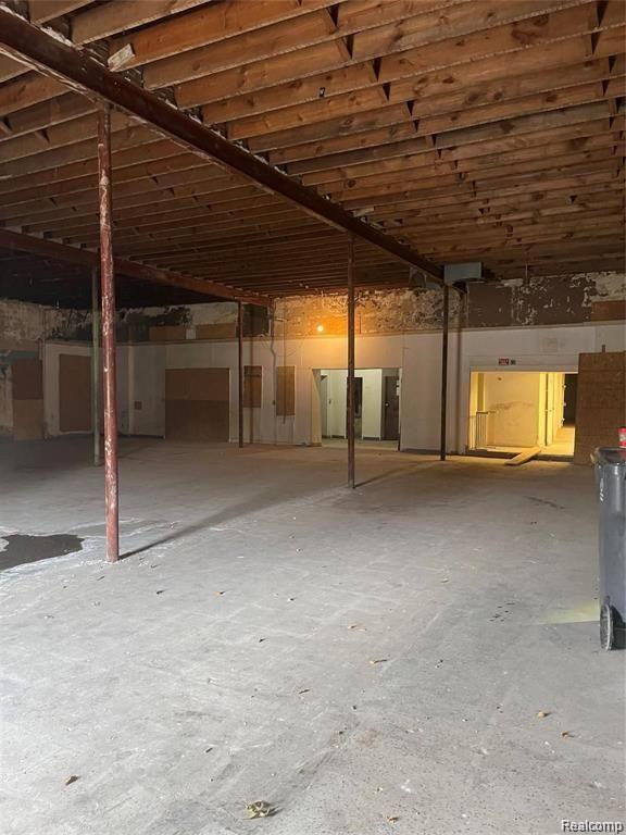 301 S OAKWOOD, Detroit, MI 48217 — Photo 15