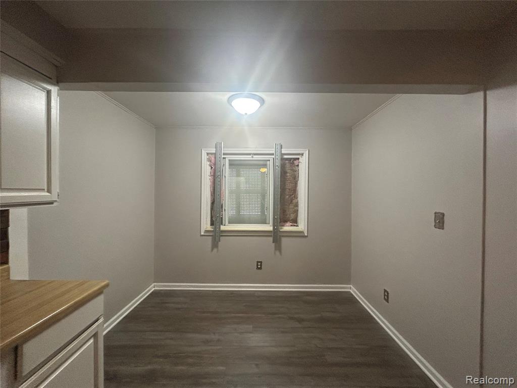 16121 Salem Street, Detroit, MI 48219 — Photo 4