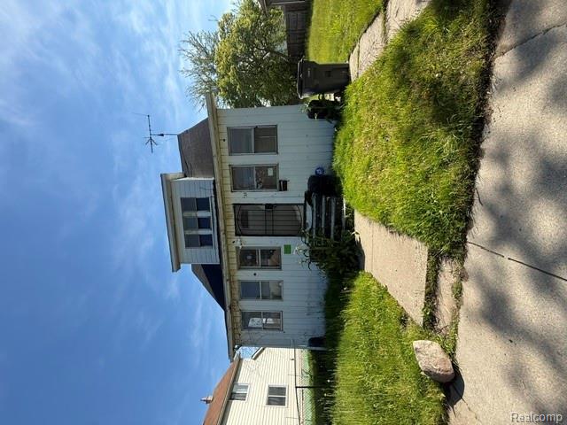 33-35 Bell Street, Ecorse, MI 48229