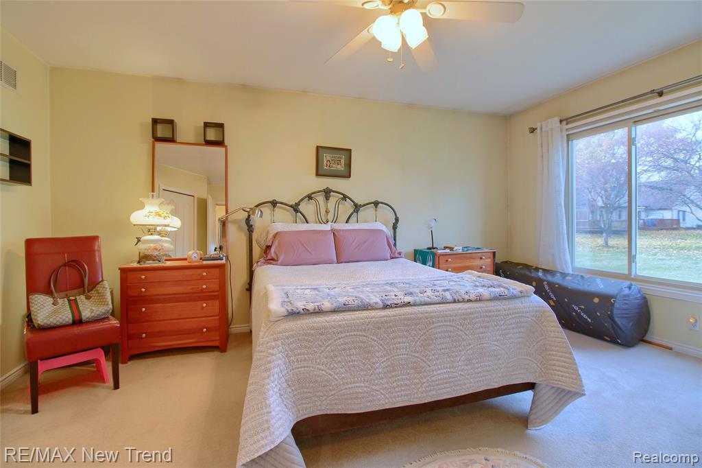 2759 Maple Forest Drive, Wixom, MI 48393 — Photo 15