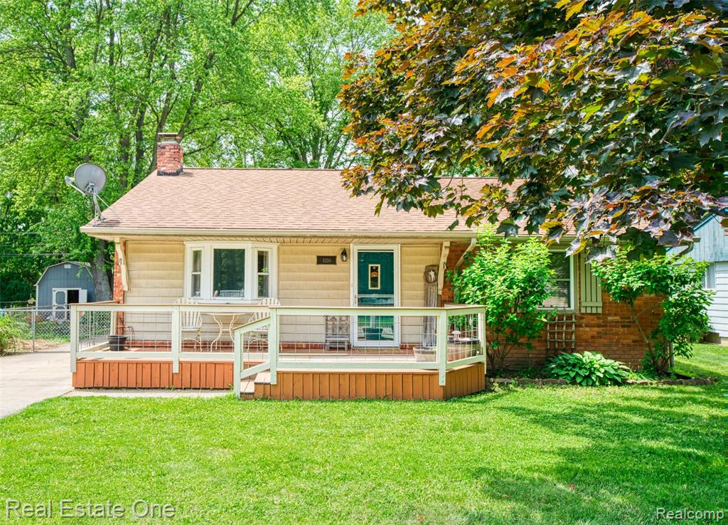 5320 Leland Street, Brighton, MI 48116 — front exterior