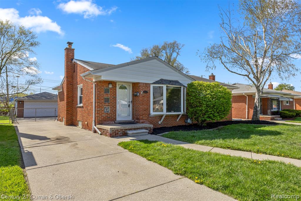 8821 Royal Grand, Redford, MI 48239 — Photo 2