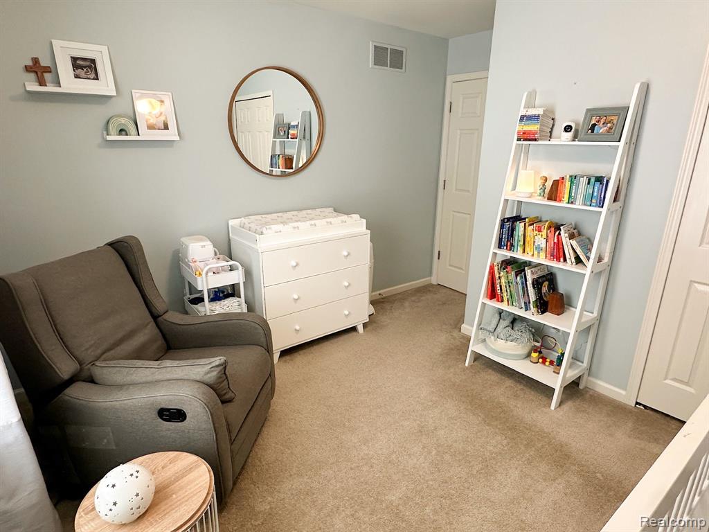 4471 KNOLLCREST Road, Ann Arbor, MI 48108 — Photo 21