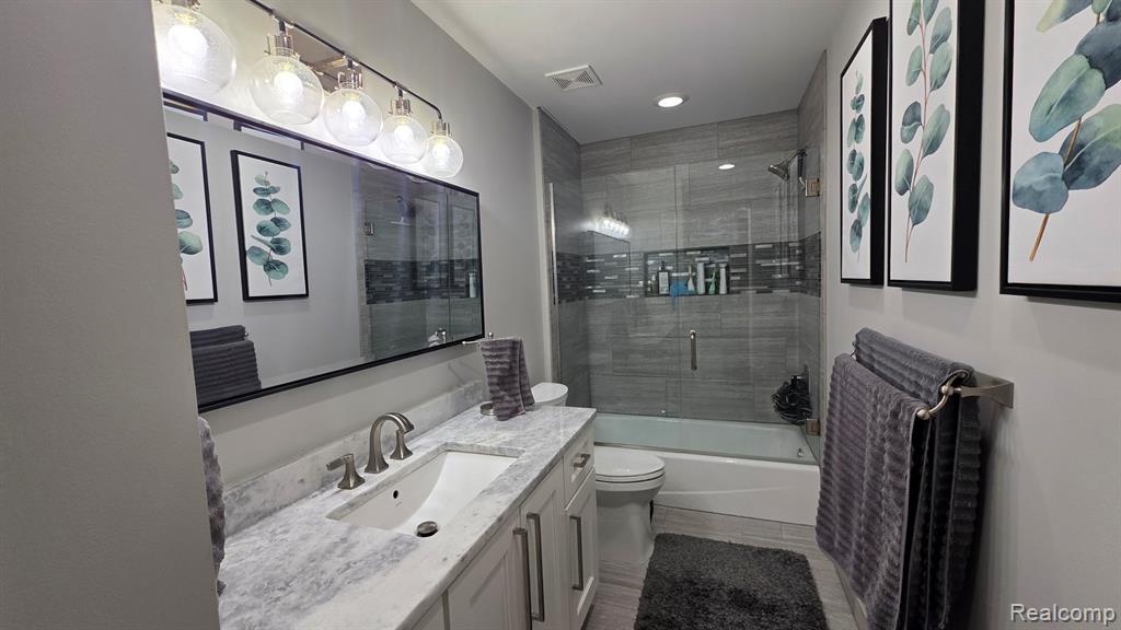 16414 Via Mera, Macomb, MI 48042 — Photo 17