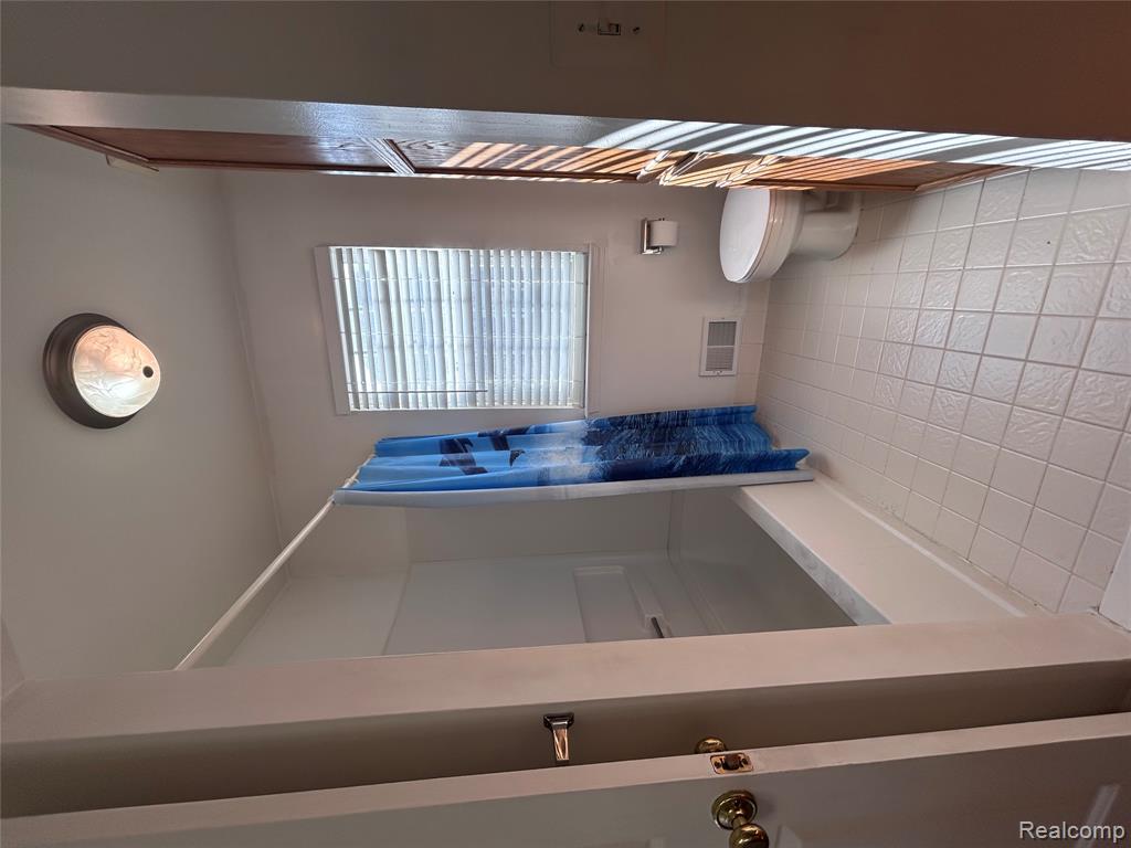 551 Cherry Grove Road, Canton, MI 48188 — Photo 9