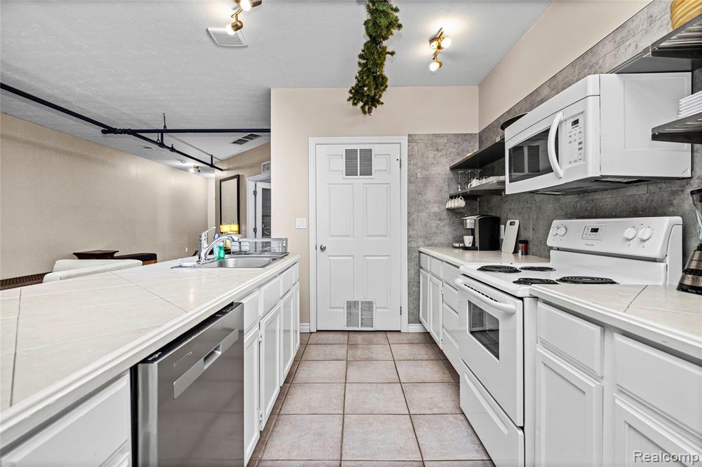 207 N Main Street, Ann Arbor, MI 48104 — Photo 15