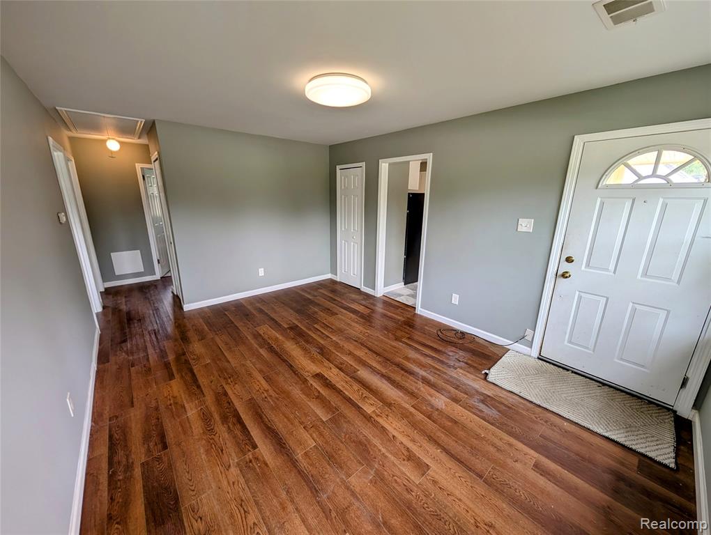 4302 Mandalay Avenue, Royal Oak, MI 48073 — Photo 5