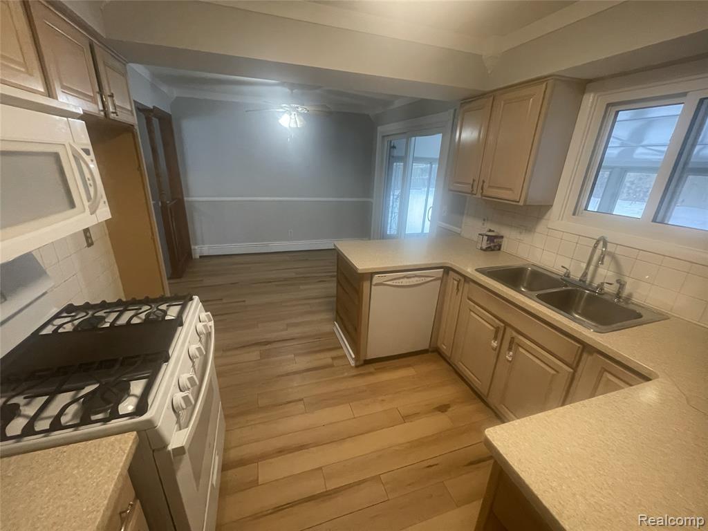 980 Indiana Avenue, Marysville, MI 48040 — Photo 14