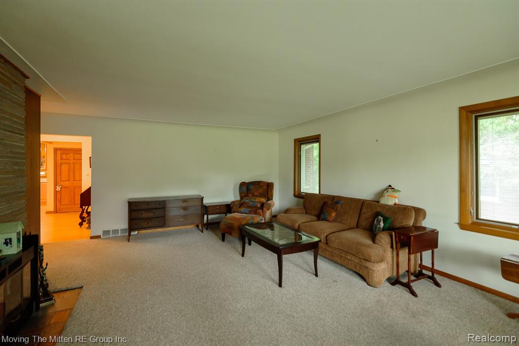 9205 Rocker Avenue, Plymouth, MI 48170 — Photo 5