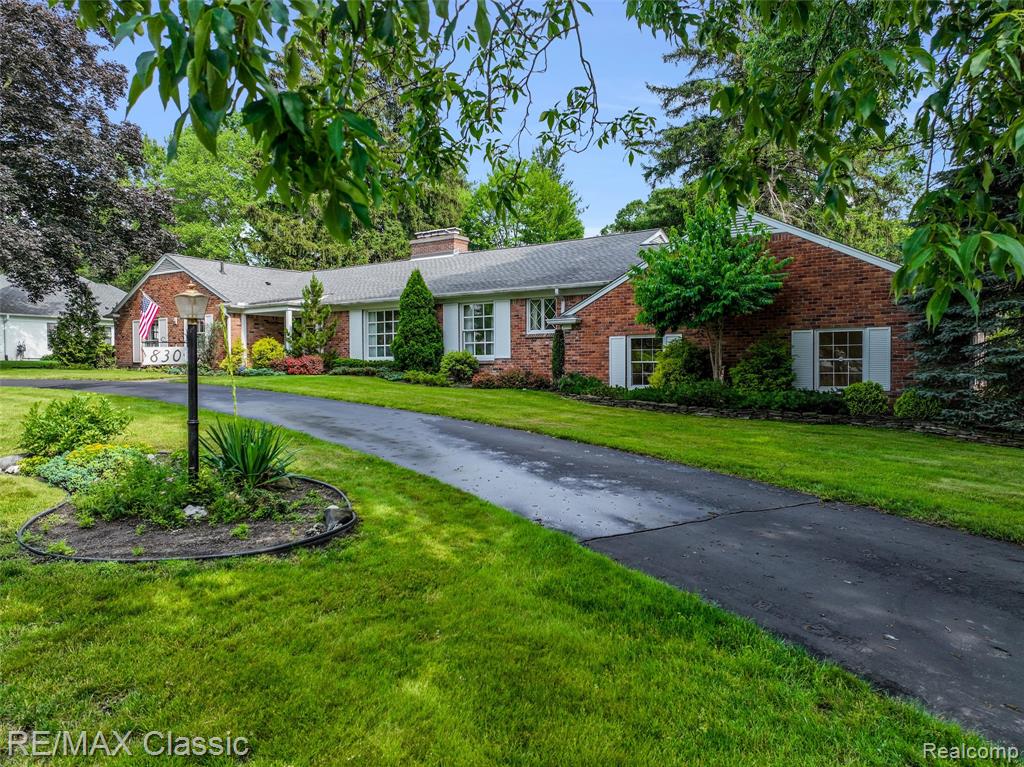 830 JONATHAN Lane, Bloomfield Hills, MI 48302 — Photo 6