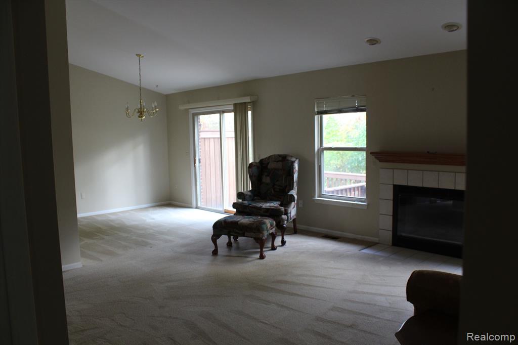 9132 COLONY PARK Drive, Ypsilanti, MI 48197 — Photo 10