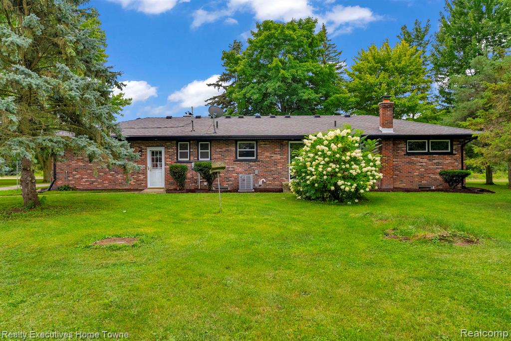 10990 Smiths Creek Road, Memphis, MI — Photo 41