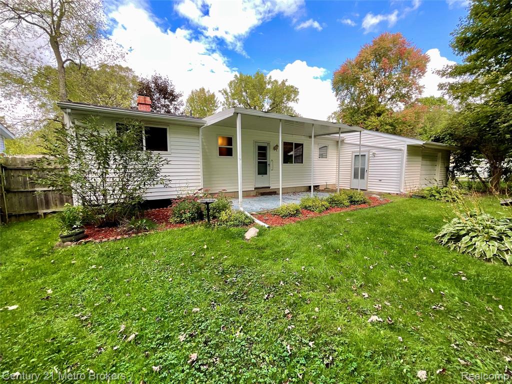 6272 Elro Street, Burton, MI 48509 — Photo 7