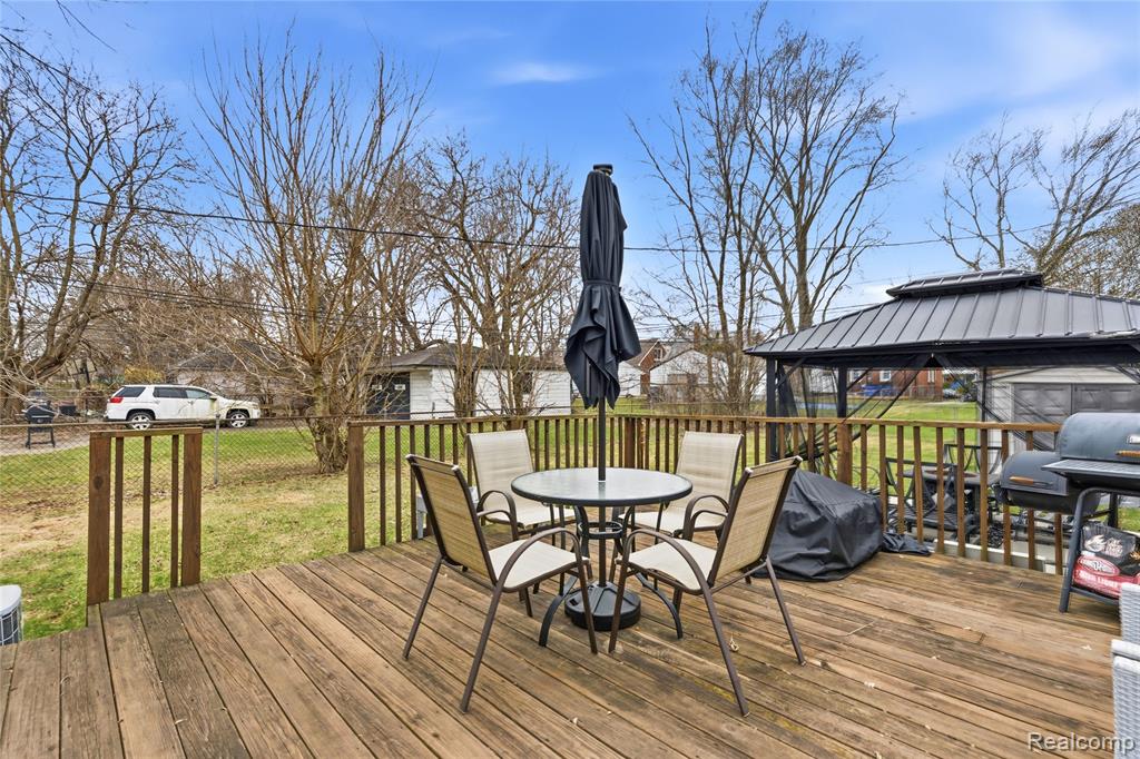 10039 Farley, Redford, MI 48239 — Photo 29