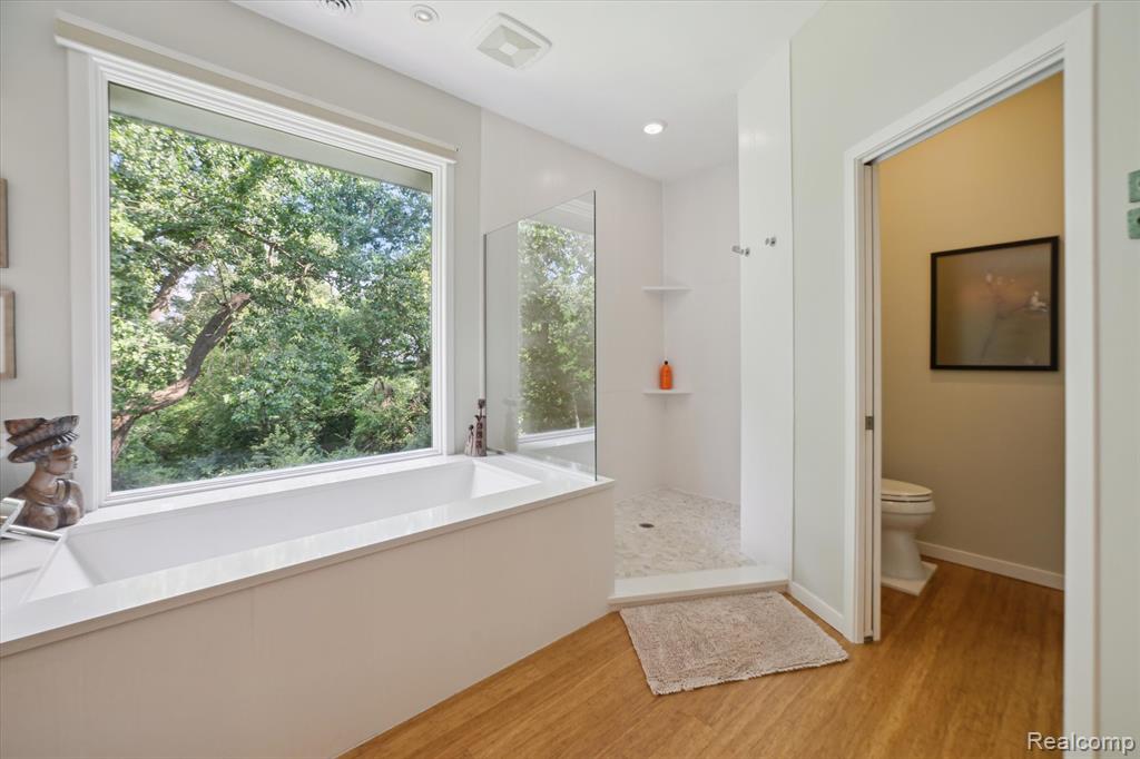 2172 Anns Way, Ann Arbor, MI 48105 — Photo 25