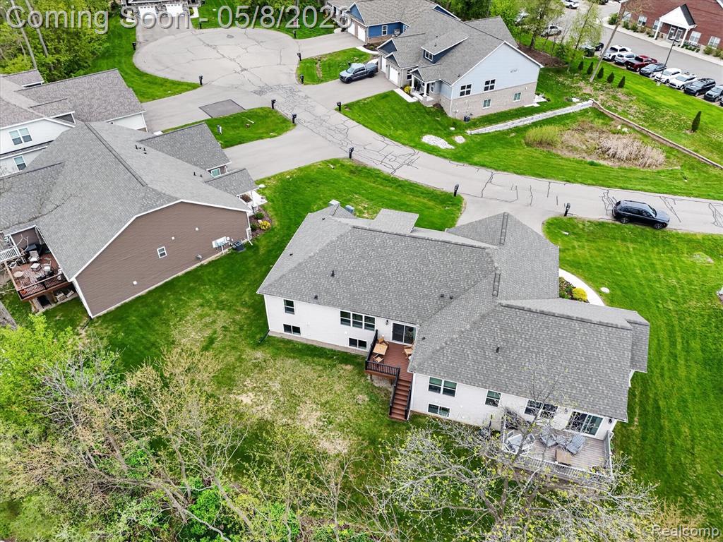 5847 Scenic Bluff Drive, 28, Brighton, MI 48116 — Photo 39