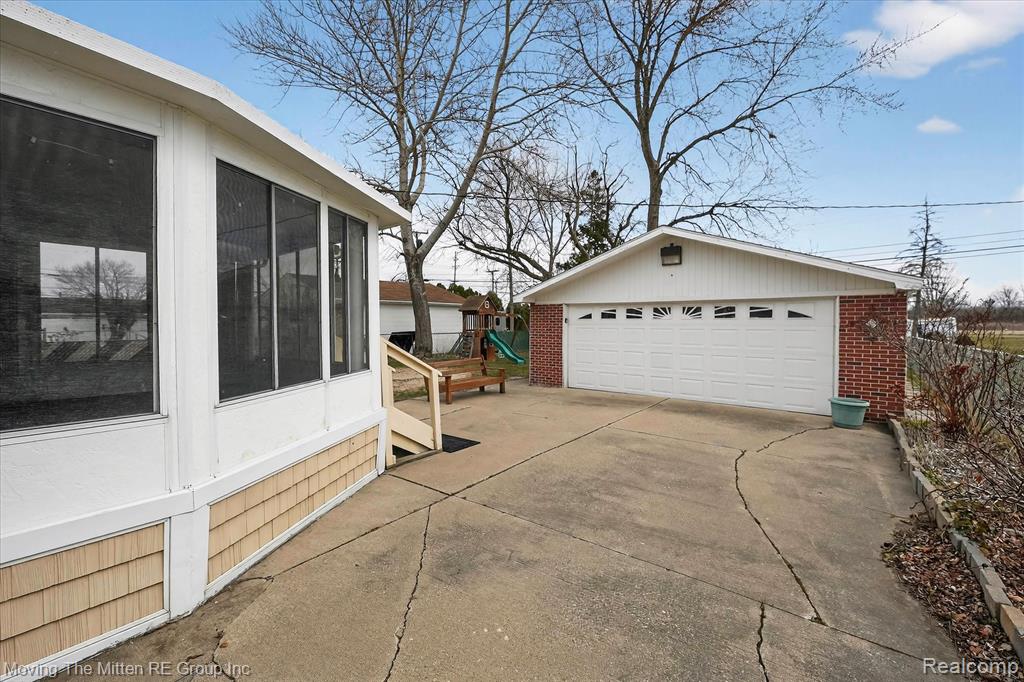 17049 Reno Street, Riverview, MI 48193 — Photo 44