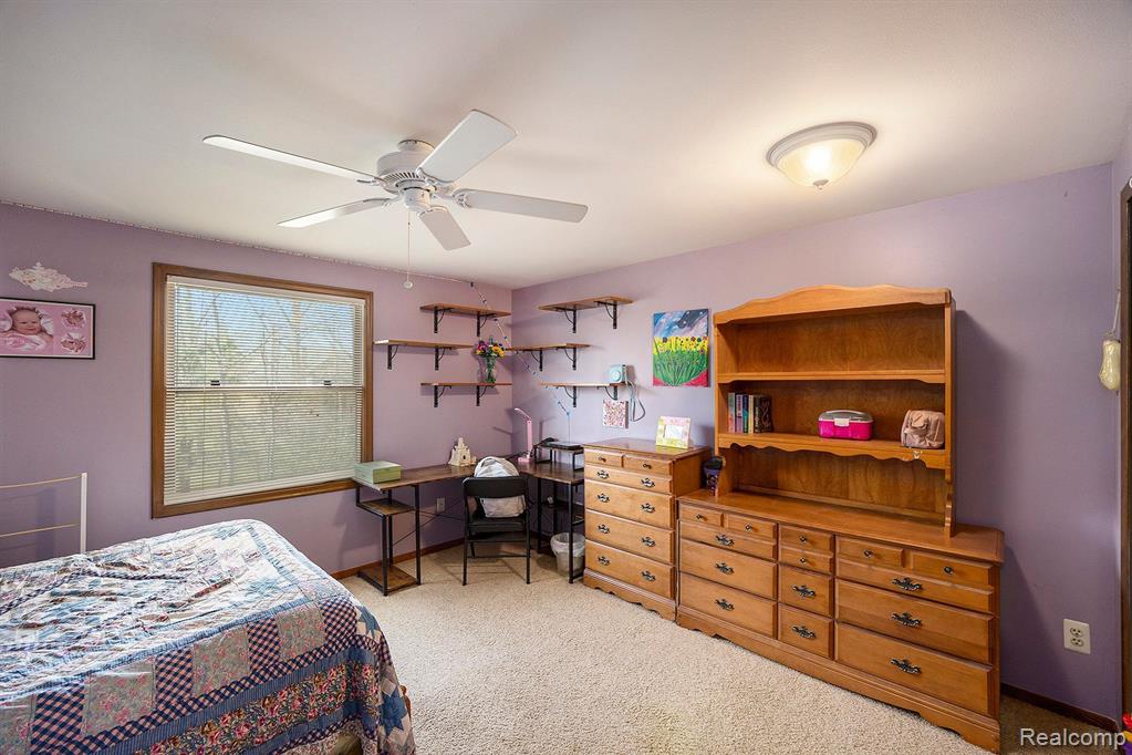 779 MEDINAH Drive, Rochester Hills, MI 48309 — Photo 33