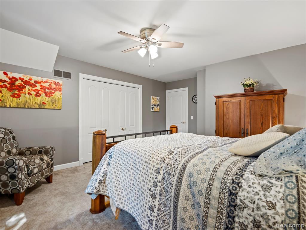 11285 Katrine Drive, Fenton, MI 48430 — Photo 38