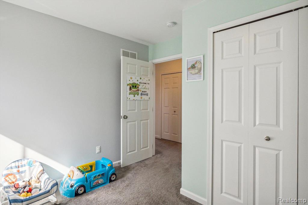 51177 MAPLE LEAF Drive, Macomb, MI 48042 — Photo 23