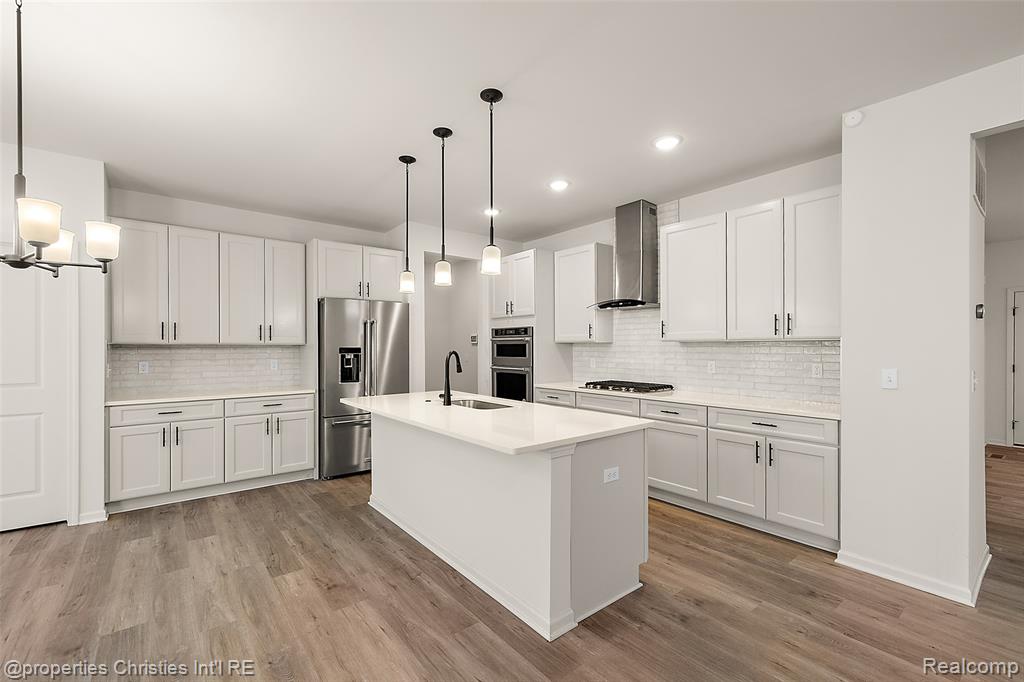 2436 Parkshore Drive, Commerce Twp, MI 48382 — Photo 14