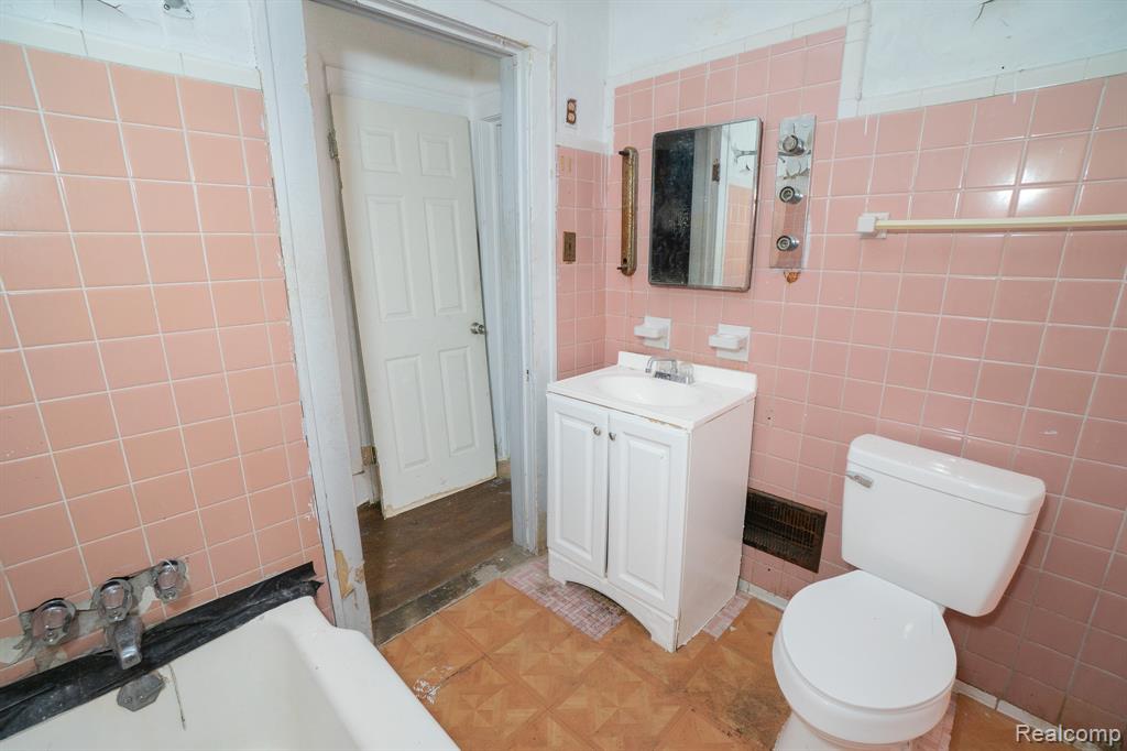 612 Lakewood Street, Detroit, MI 48215 — Photo 9
