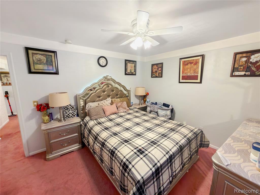 4710 Edgewood Street, Dearborn Heights, MI 48125 — Photo 24