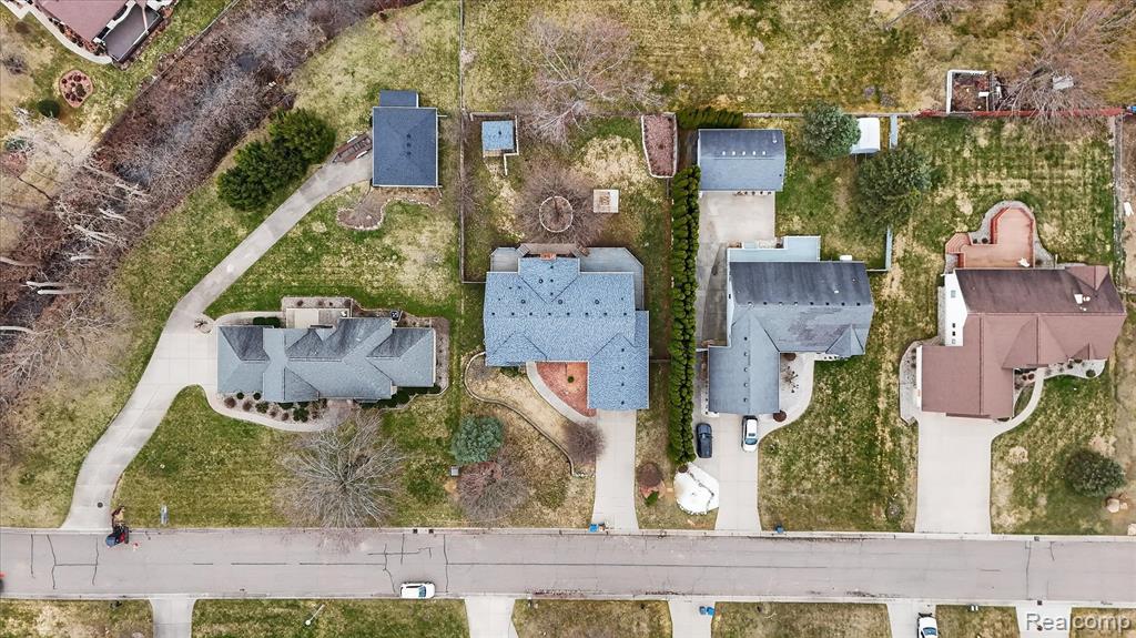5214 Bloss Drive, Swartz Creek, MI 48473 — Photo 33